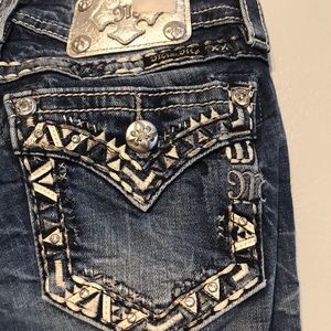 Miss Me Signature Crop Jeans